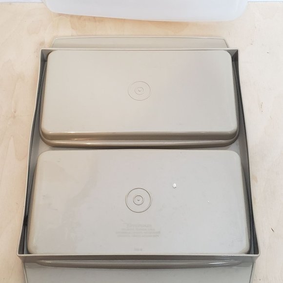 Vintage Tupperware Deviled Egg Storage Tray With Lid 723 2 Tan 2 Egg Inserts - Picture 4 of 6